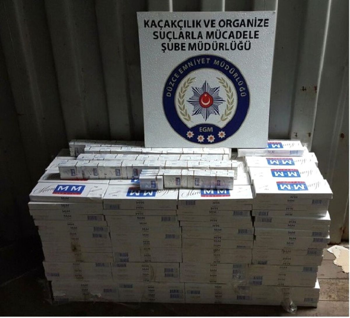 Düzce Polisinden Kaçak Sigara Operasyonu