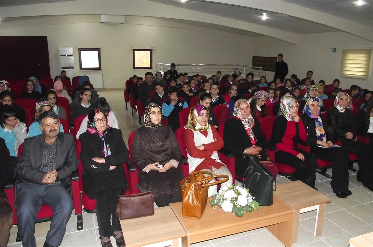 Elazığ\'da "Madde Bağımlılığı ile Mücadele, Aile İçi Şiddet" Semineri