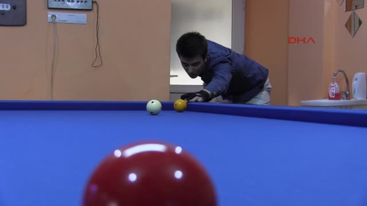 Erbaa\'lı Arda\'nın Hedefi Bilardoda Dünya Şampiyonluğu