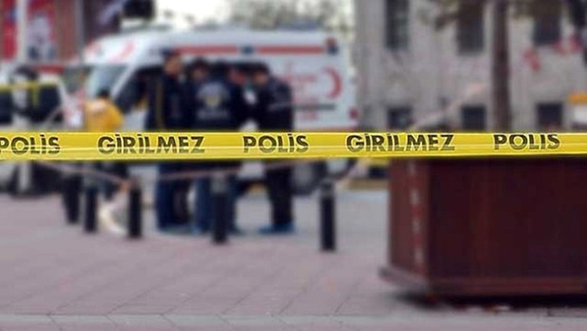 Eski Eşini Elinden Aldığı Silahla Öldürdüğü İddiası