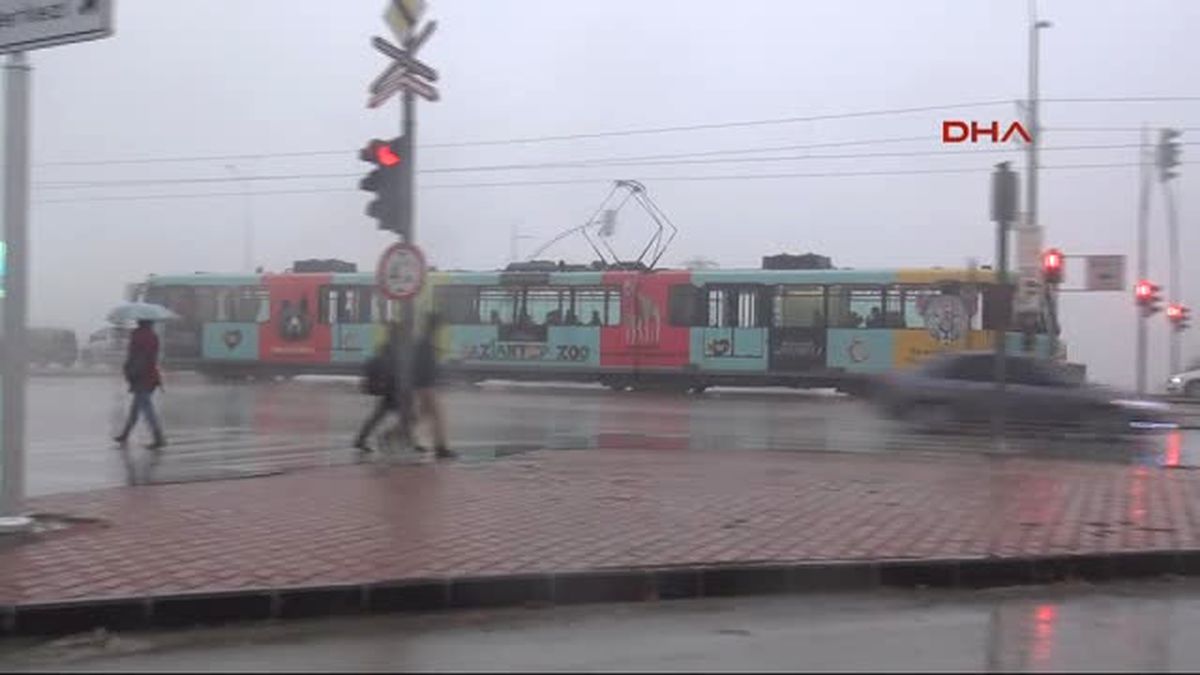 Gaziantep\'te, Yoğun Sis Etkili Oldu