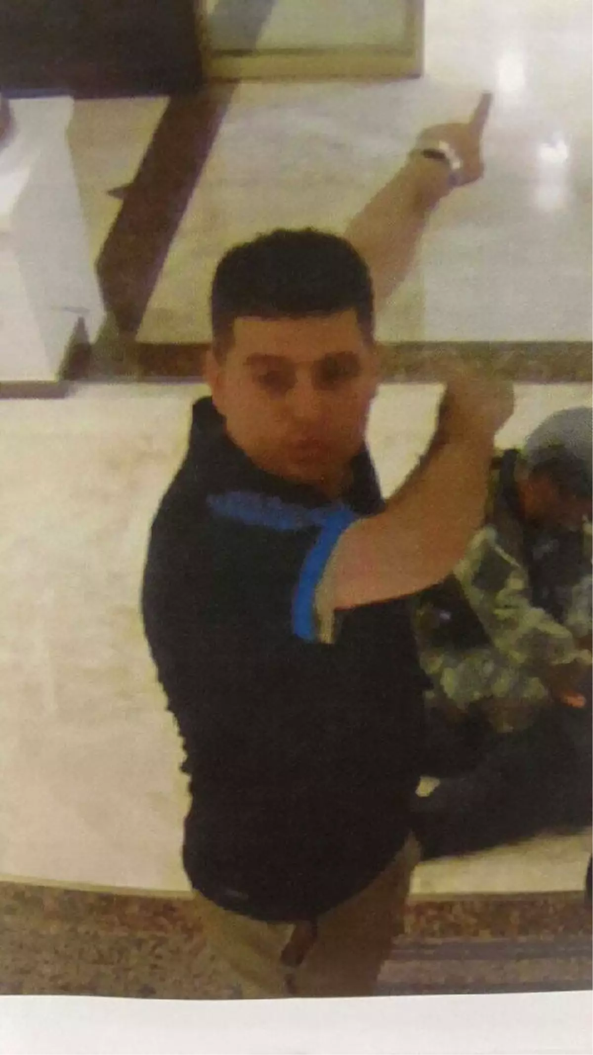 Genelkurmay Başkanı Akar\'ın Eski Emir Astsubayı Her Yerde Aranıyor