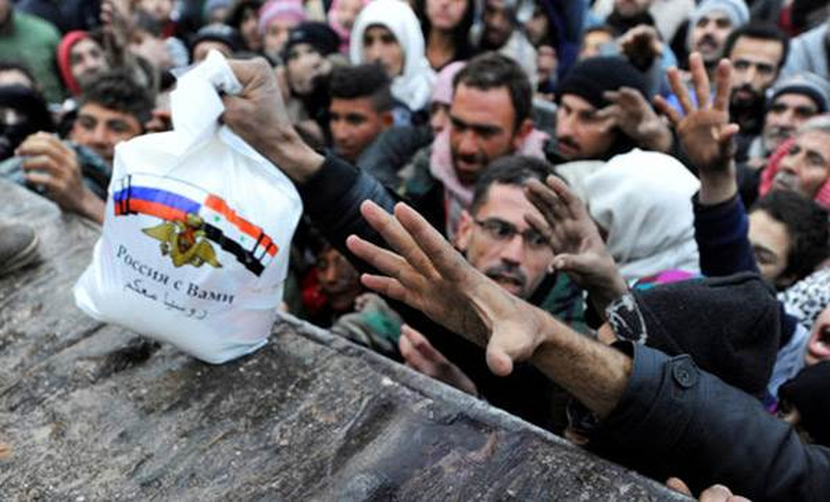 Halep'te Yardım Poşetlerinde 'Rusya Sizinle' Mesajı