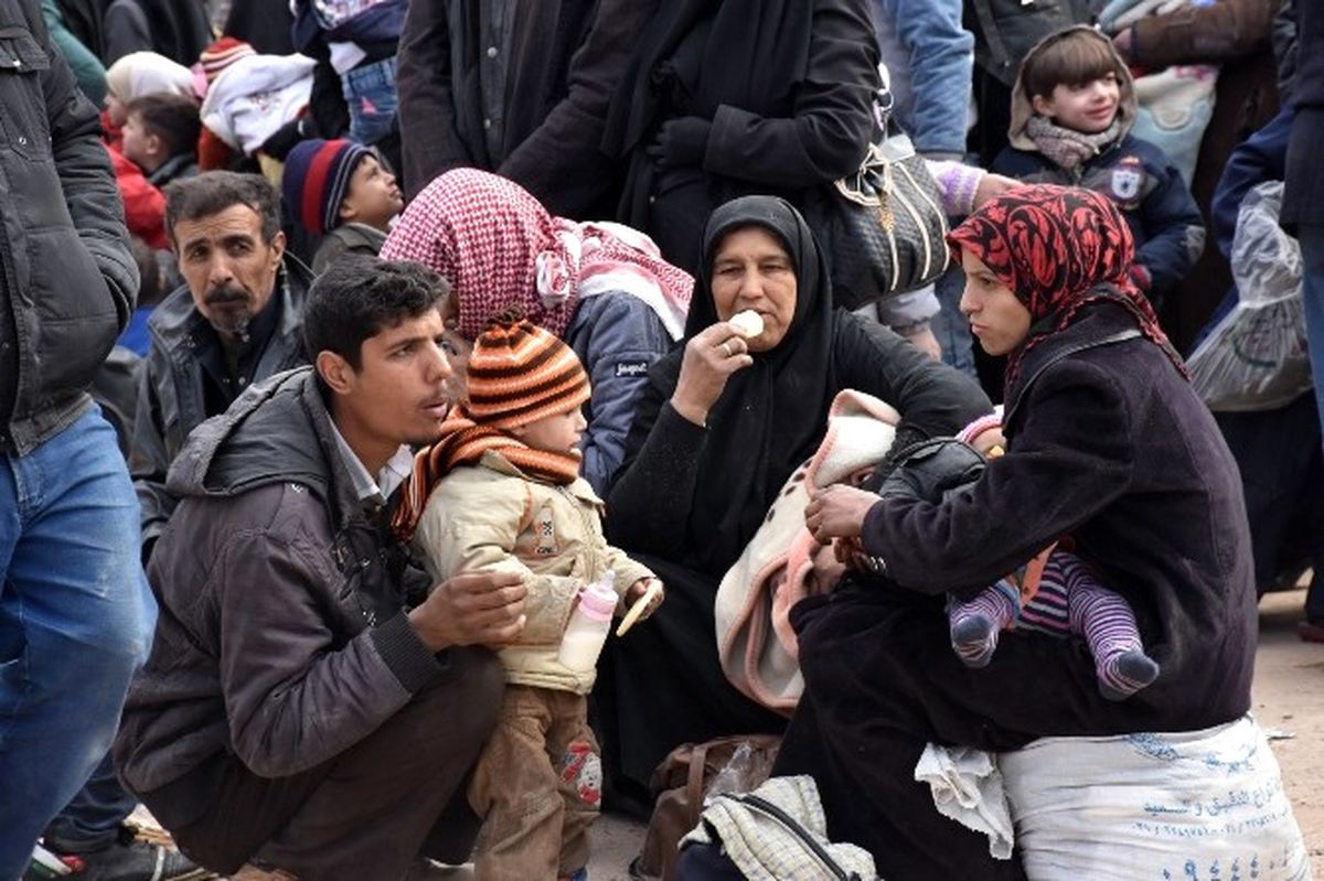 Halep\'ten Kaçış Sürüyor