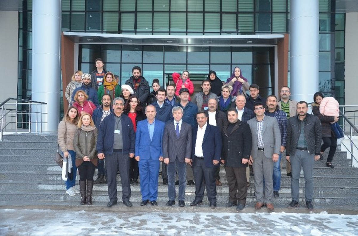 İran Heyetinden Vali Çınar\'a Ziyaret