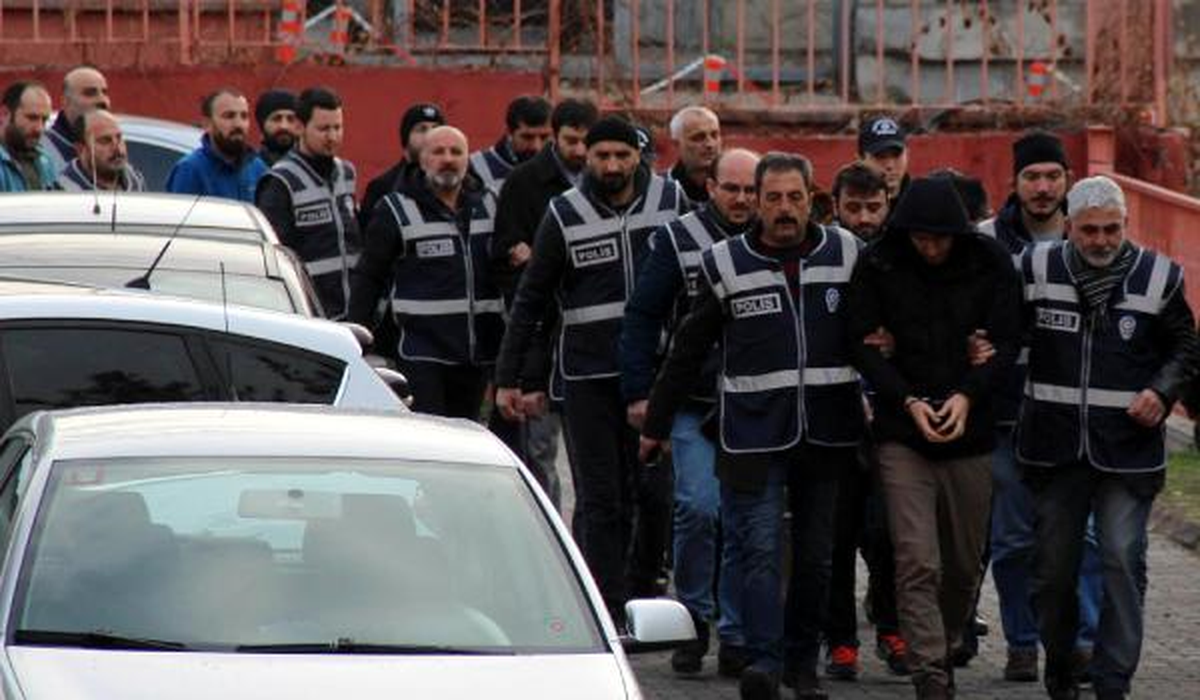 Karabük\'te Fetö Şüphelisi 12 Kişi Adliyede