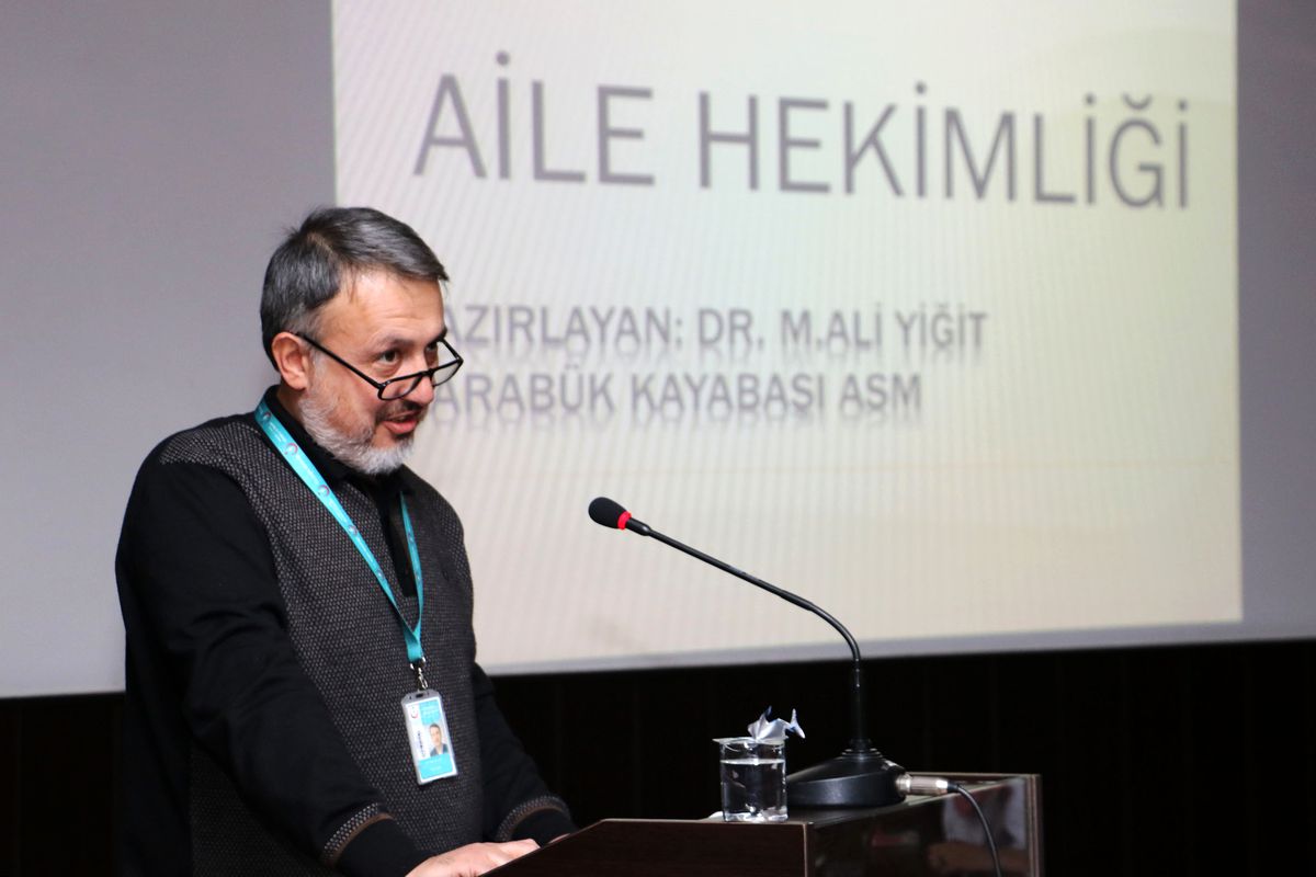 Kbü\'de "Aile Hekimliği" Konferansı