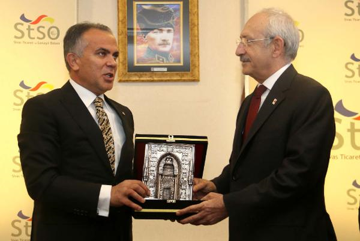 Kılıçdaroğlu Sivas\'a Geldi (2)