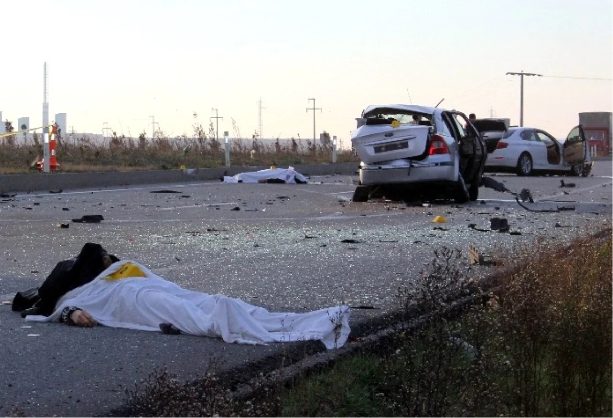 Kırklareli\'de Trafik Kazası: 2 Ölü, 2 Yaralı