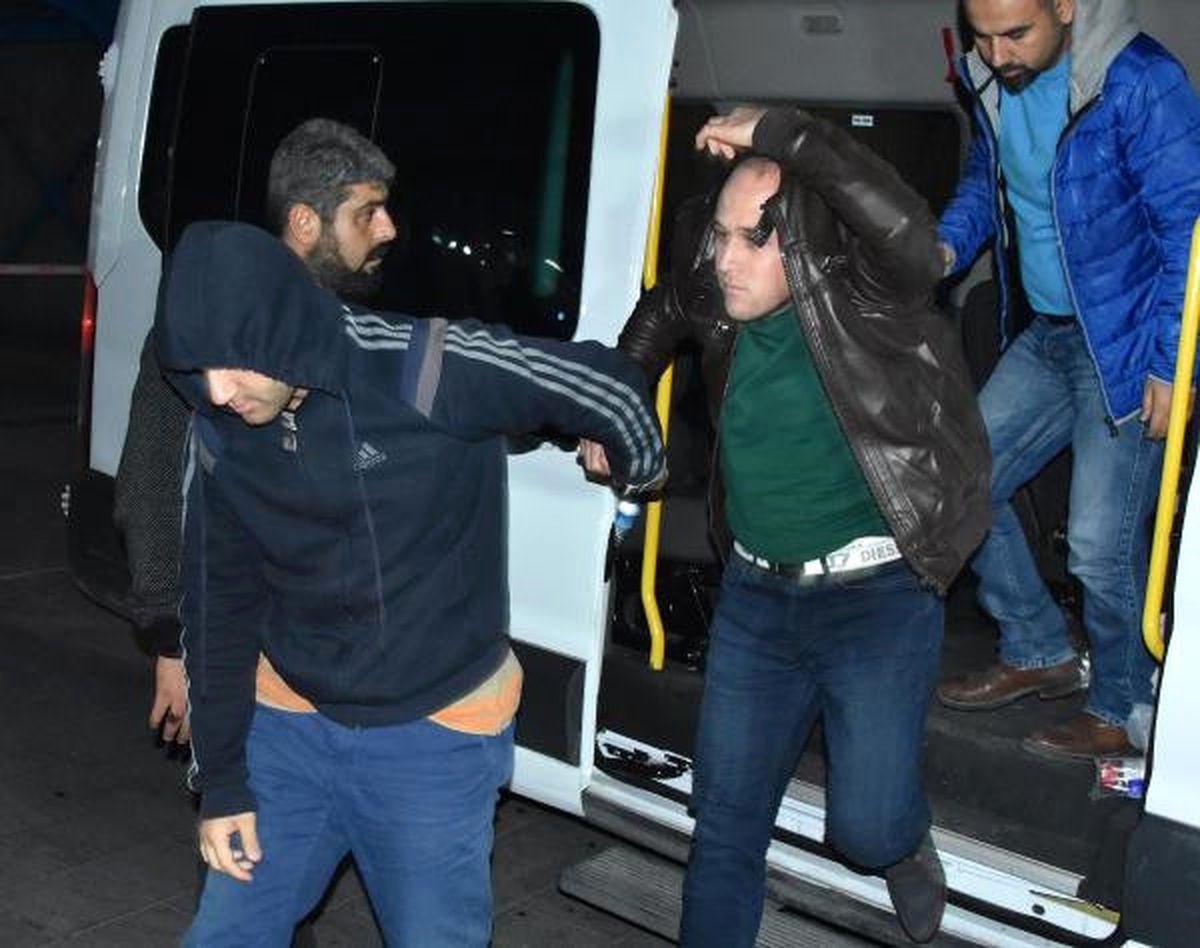 Konya\'daki Fetö Operasyonunda 14 Subay ve Astsubay Tutuklandı