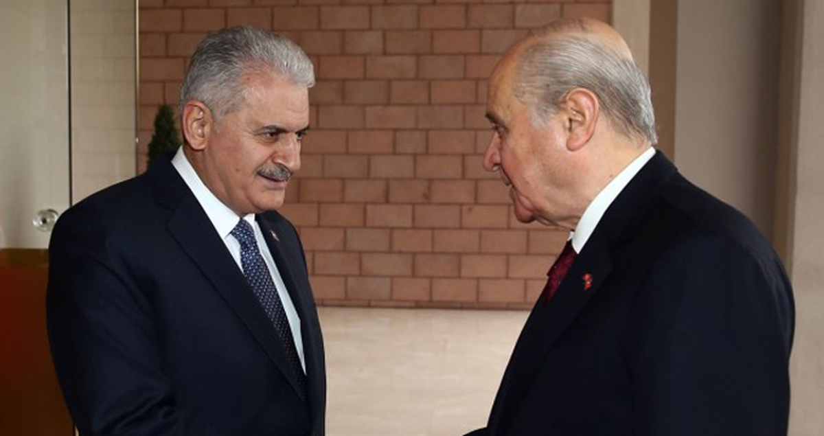 Çankaya'da Kritik Zirve! Başbakan Yıldırım ve Bahçeli Ortak Açıklama Yapacak