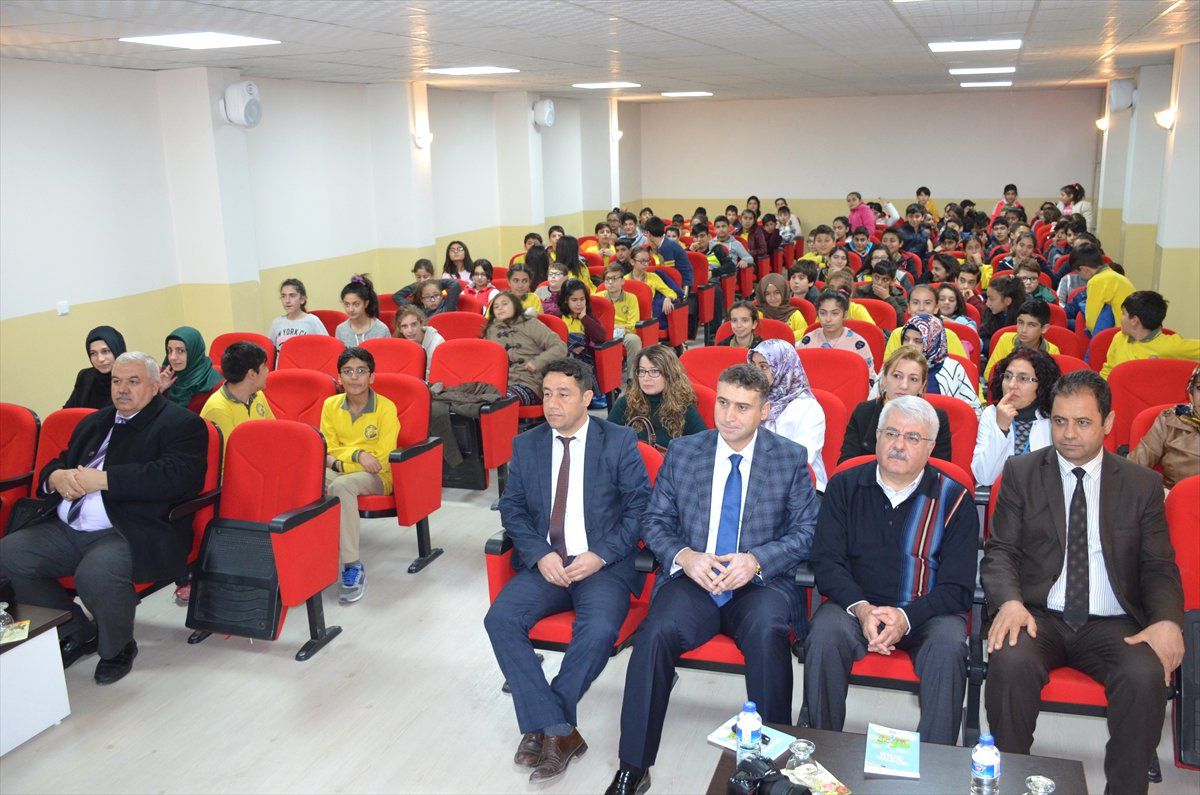 Malatyalı Öğrencilere Akılcı İlaç Kullanımı Anlatıldı