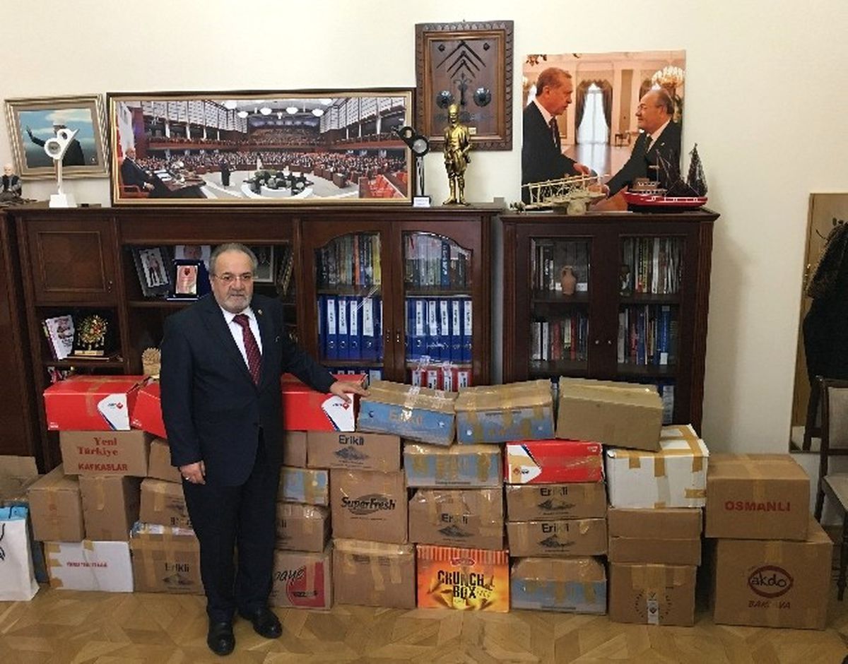 Milletvekili Uslu\'dan Hitit Üniversitesi\'ne Kitap Bağışı