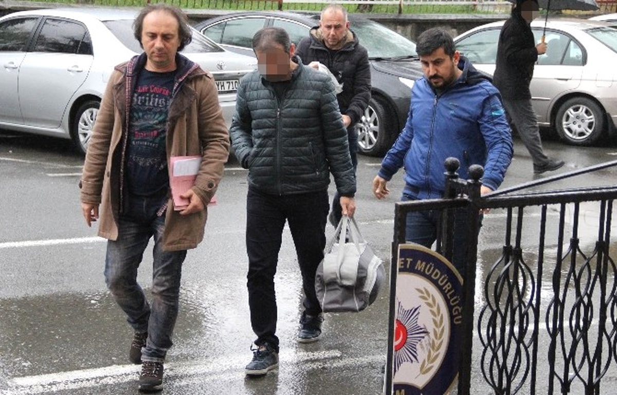 Samsun\'da 4 Öğretmene Fetö Gözaltısı