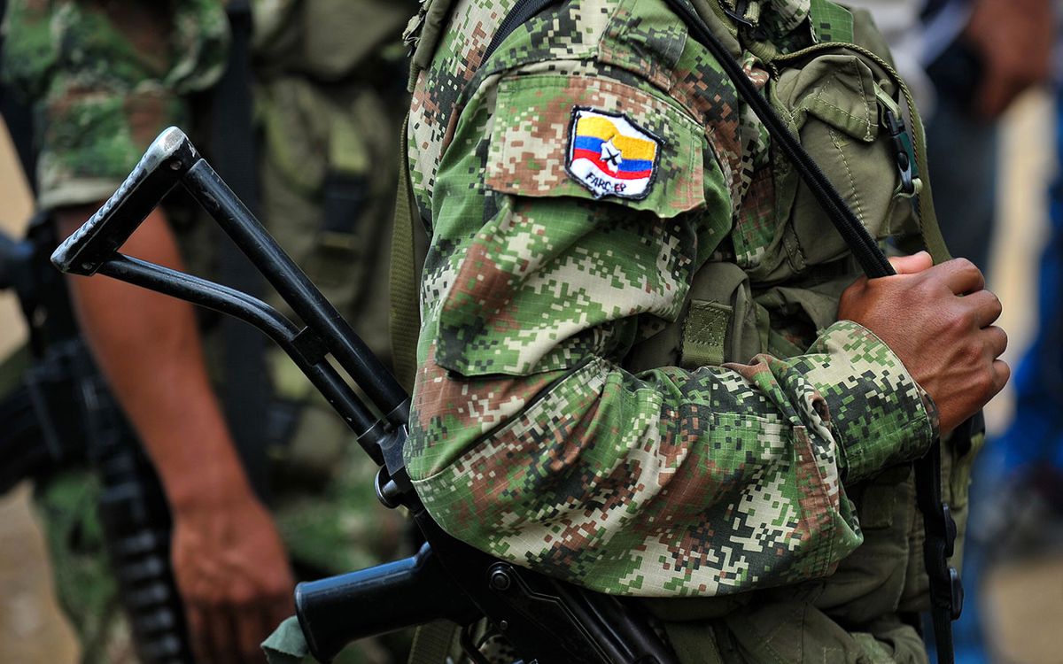 Senato Yeni Barış Anlaşmasını Onayladı! FARC Silahları Teslim Edecek