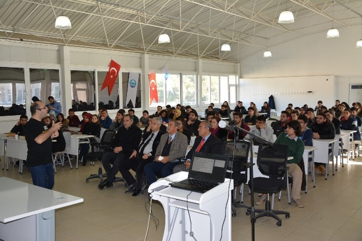 Söke İşletme Fakültesi\'nde \'Bilişim\' Günleri