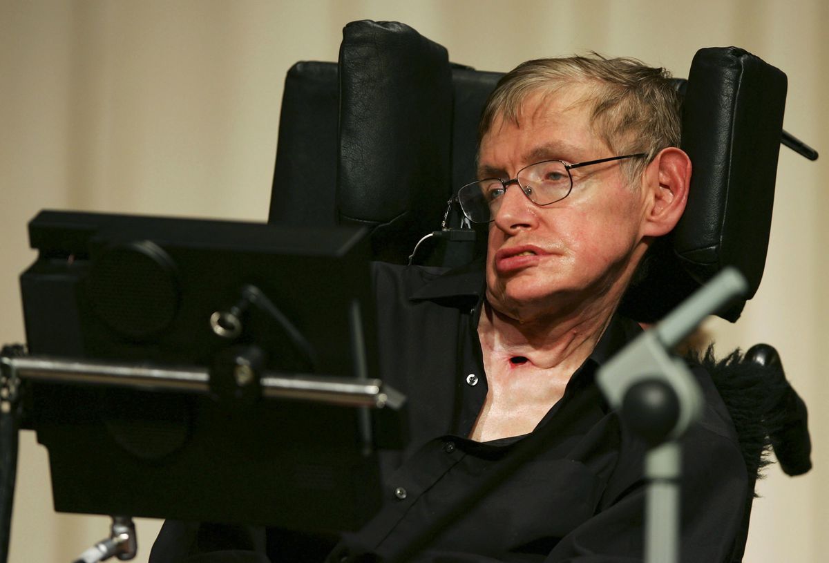 Stephen Hawking: İnsanlığın Karşılaştığı En Ciddi Problemlerden Biri Obezite