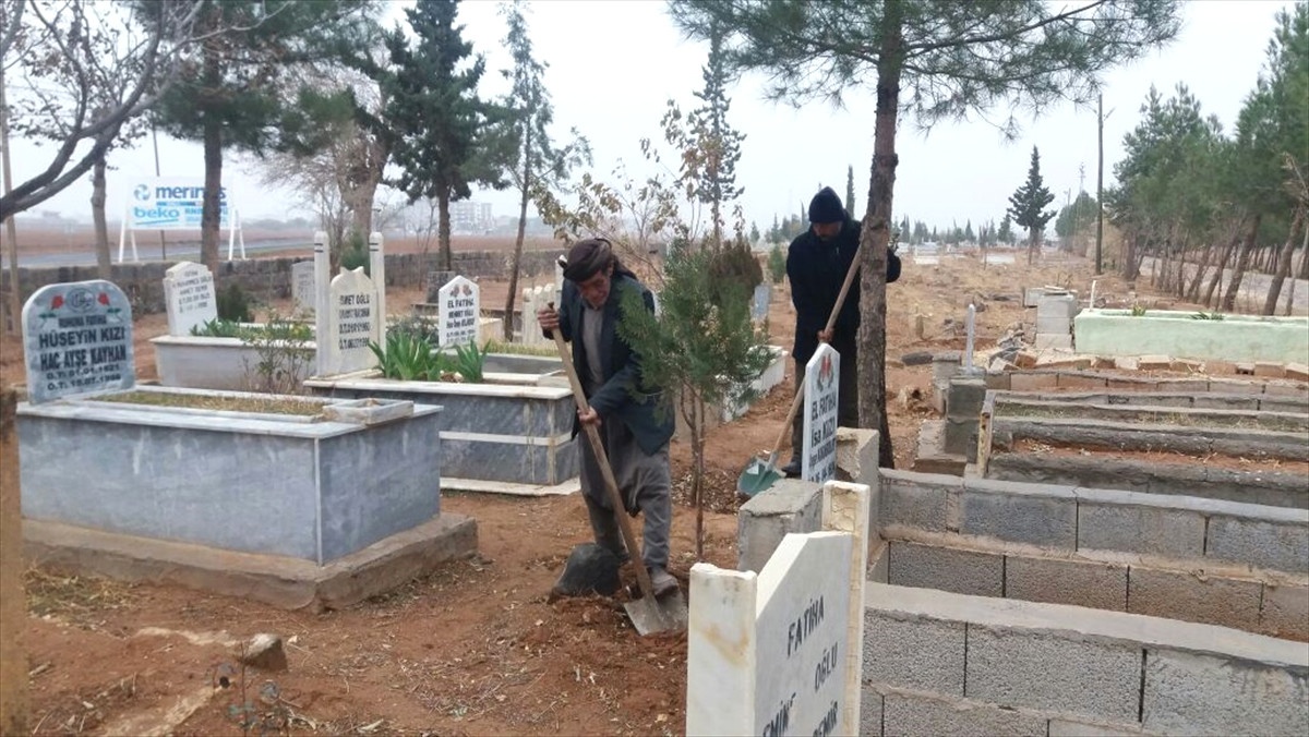 Suruç\'ta İlk Kez Mezarlıklar Temizlendi