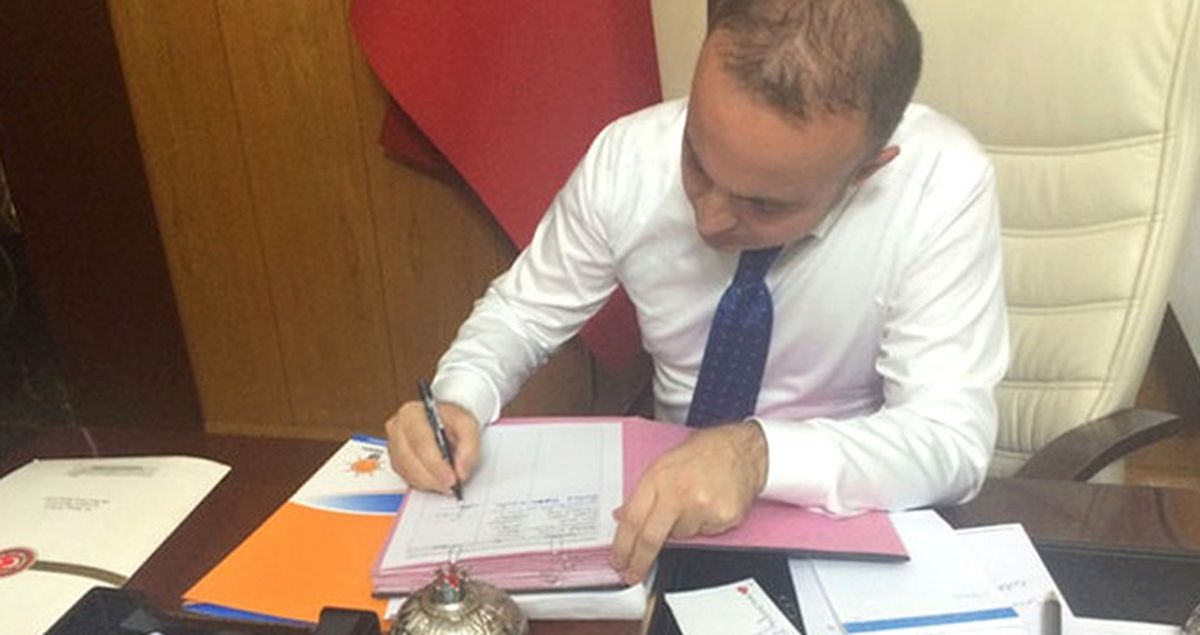 Yıldırım ve Bahçeli Anlaştı! Anayasa Teklifi AK Parti'de İmzaya Açıldı