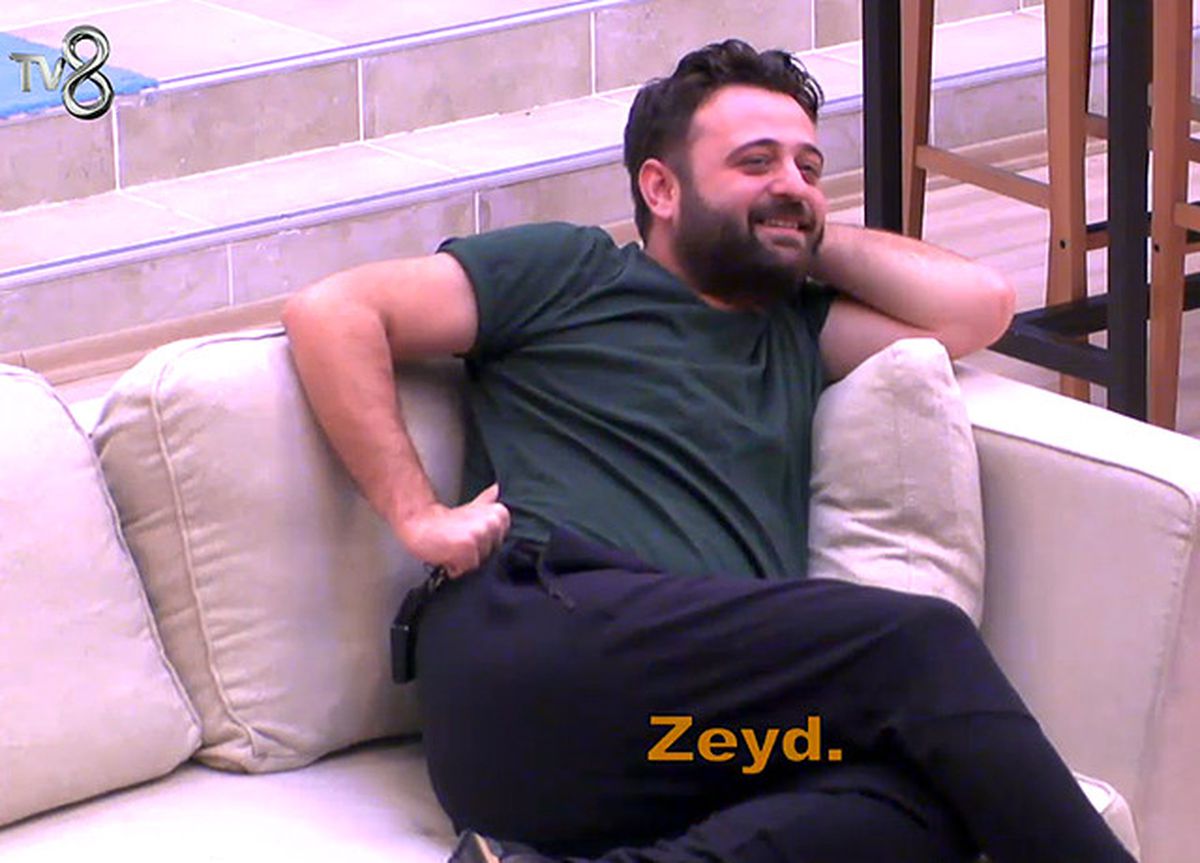 Zeyd\'in Taklitleri Erdi\'yi Güldürdü