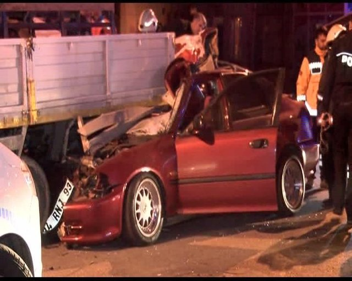 Bahçelievler\'de Trafik Kazası: 1 Ölü, 1 Yaralı