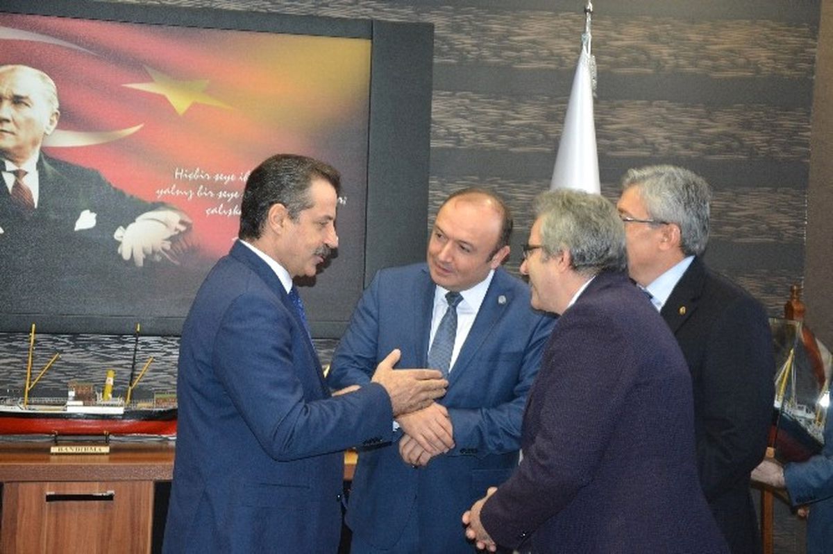 Bakan Faruk Çelik Balıkesir\'de