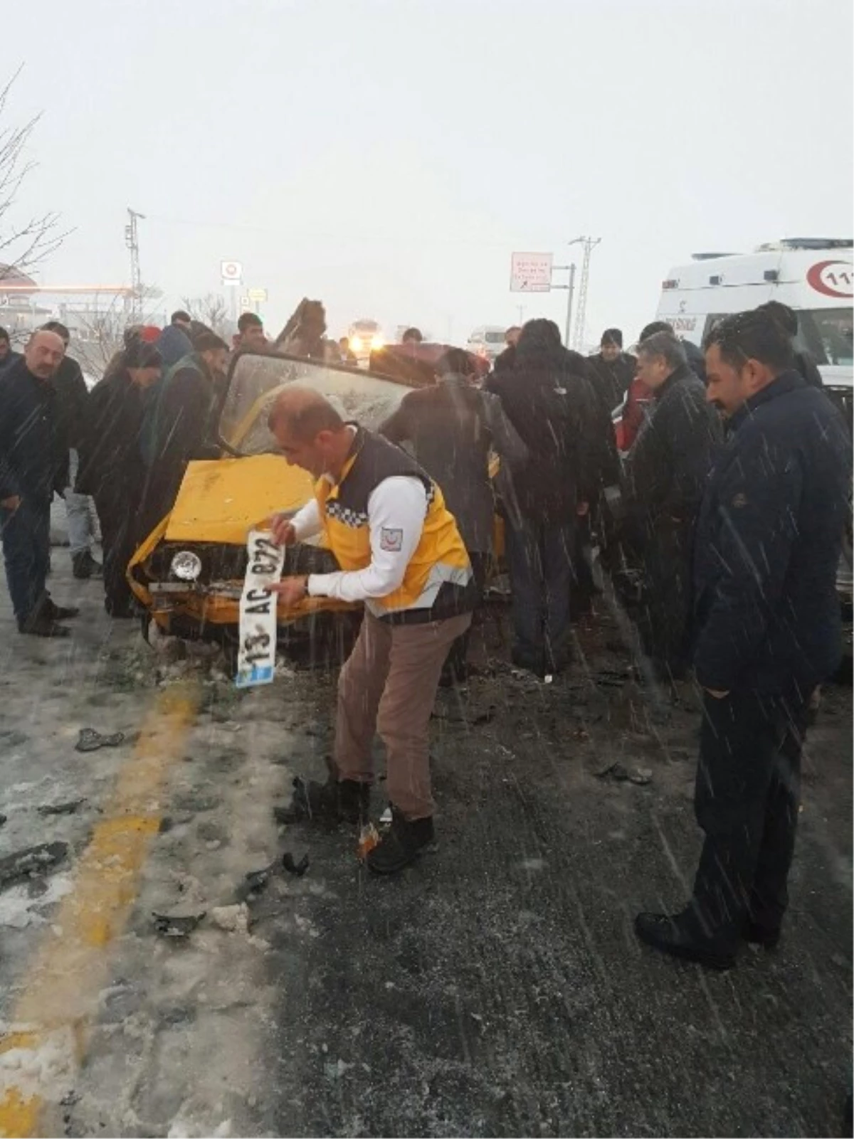Bitlis\'te Trafik Kazası, 4 Yaralı