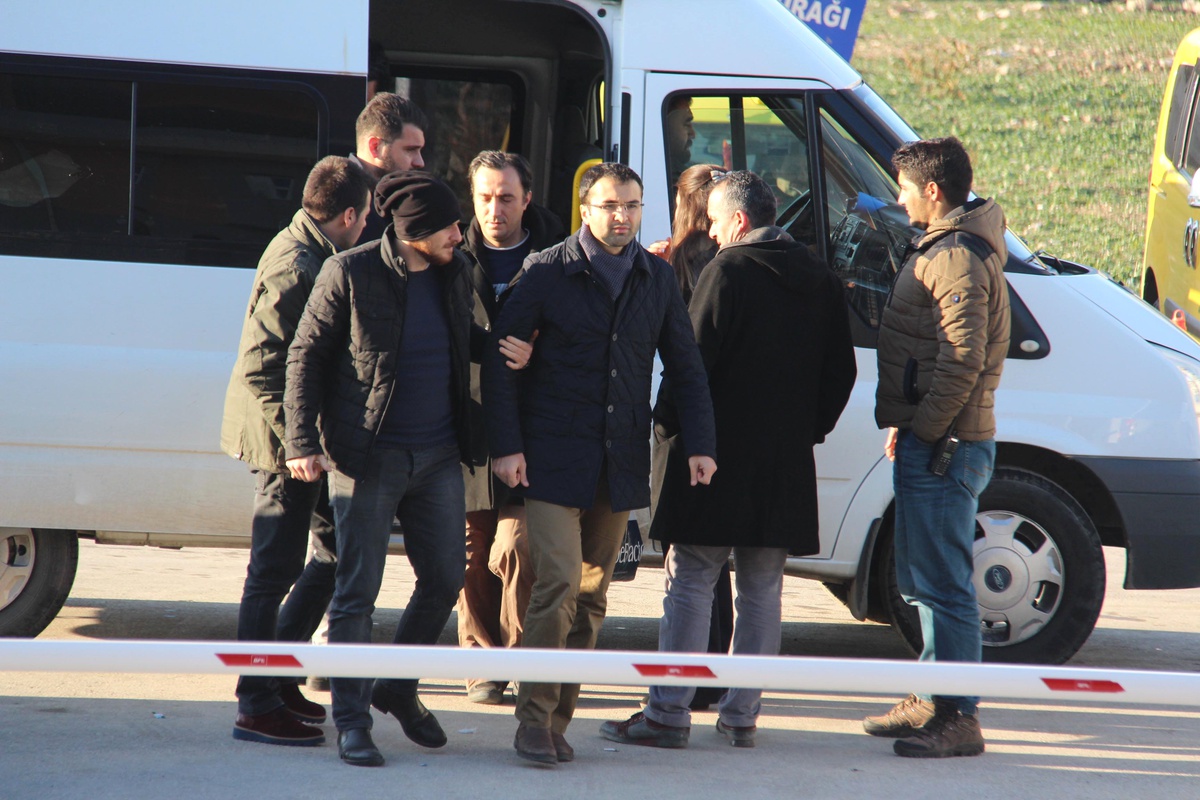 Edirne\'de Fetö\'nün 3 \'Bürokrat Abisi\' Tutuklandı