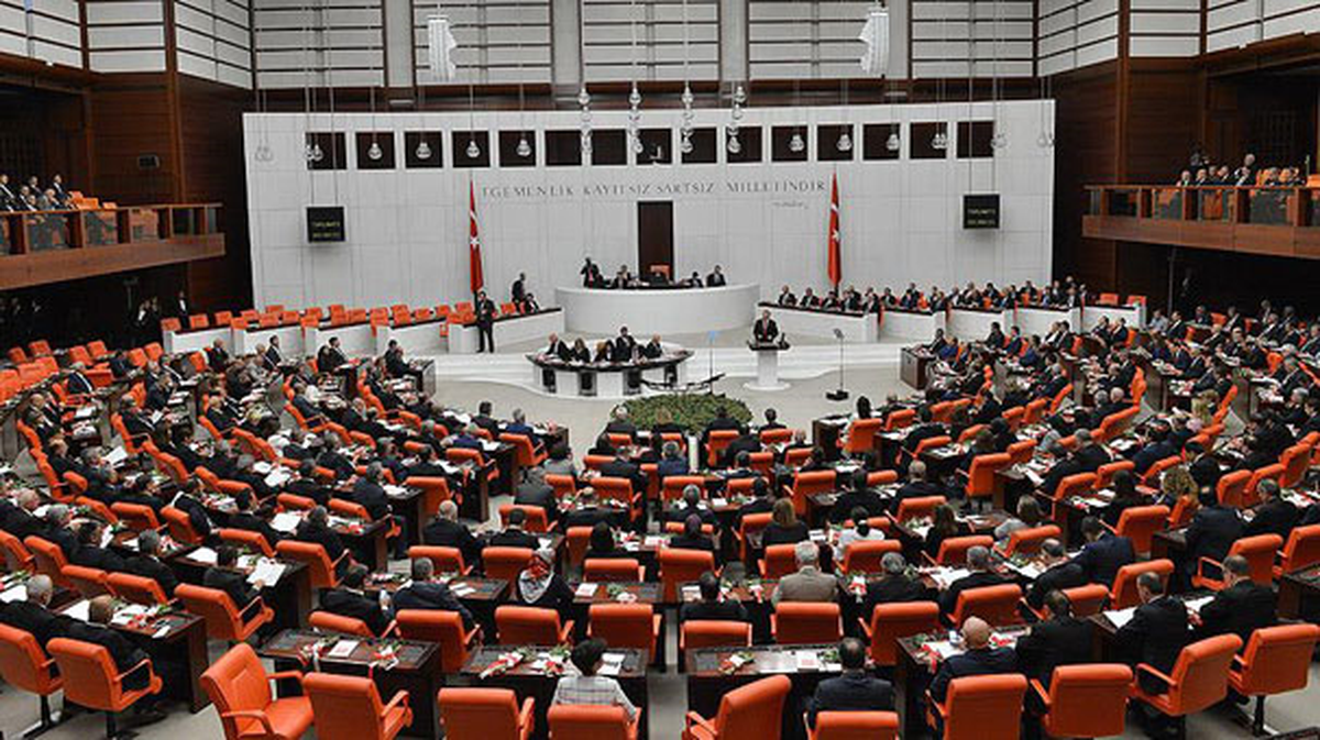 Eğitim Alanını Düzenleyen Tasarı TBMM Genel Kurulu\'nda Kabul Edildi (2)
