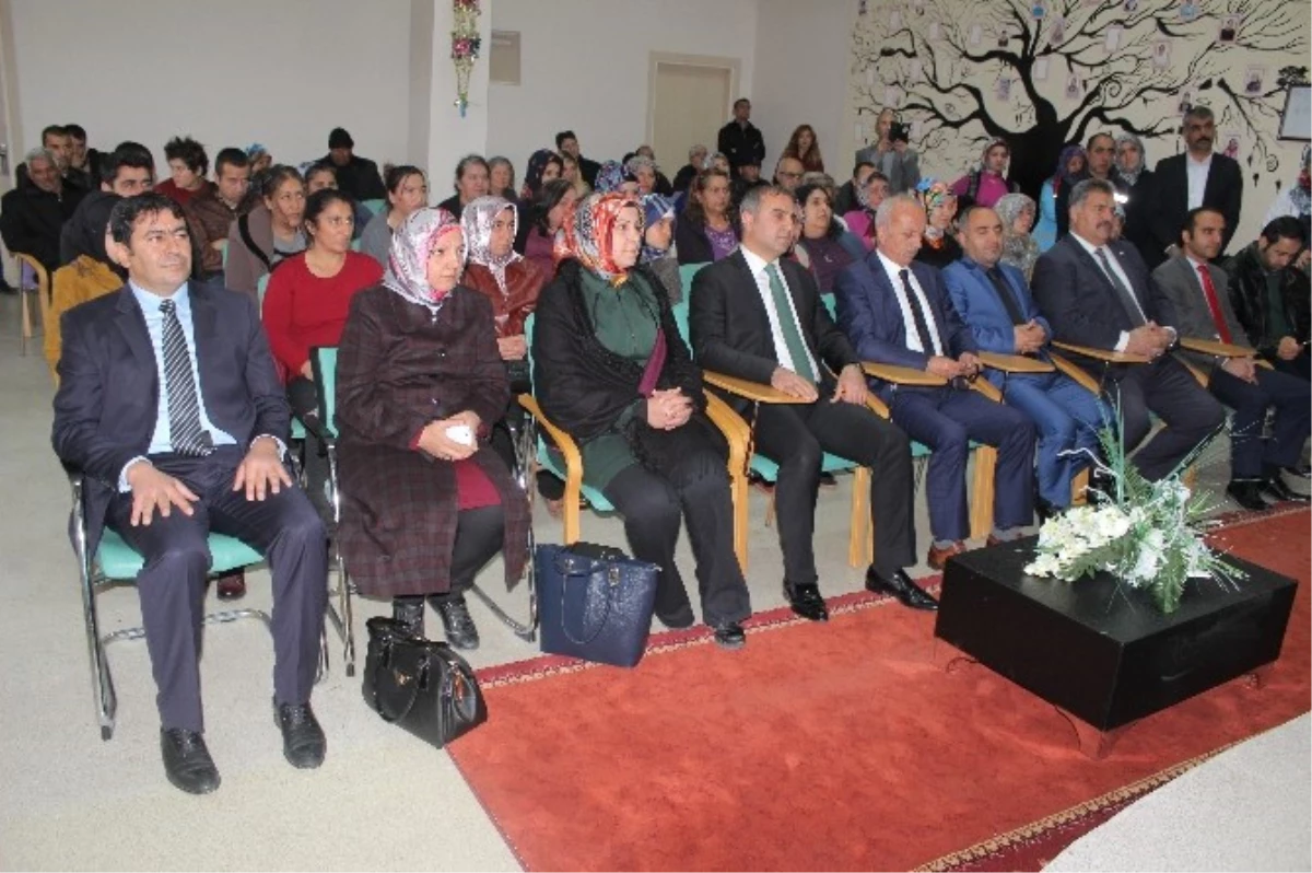 Elazığ\'da 3 Aralık Dünya Engelliler Günü Programı Düzenlendi