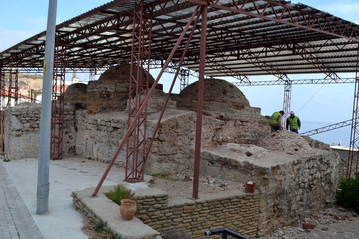 Gelibolu'da 579 Yıllık Hamam Restore Ediliyor