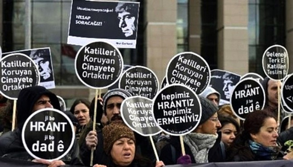 Hakim Duruşma Sırasında Gözaltına Alındı