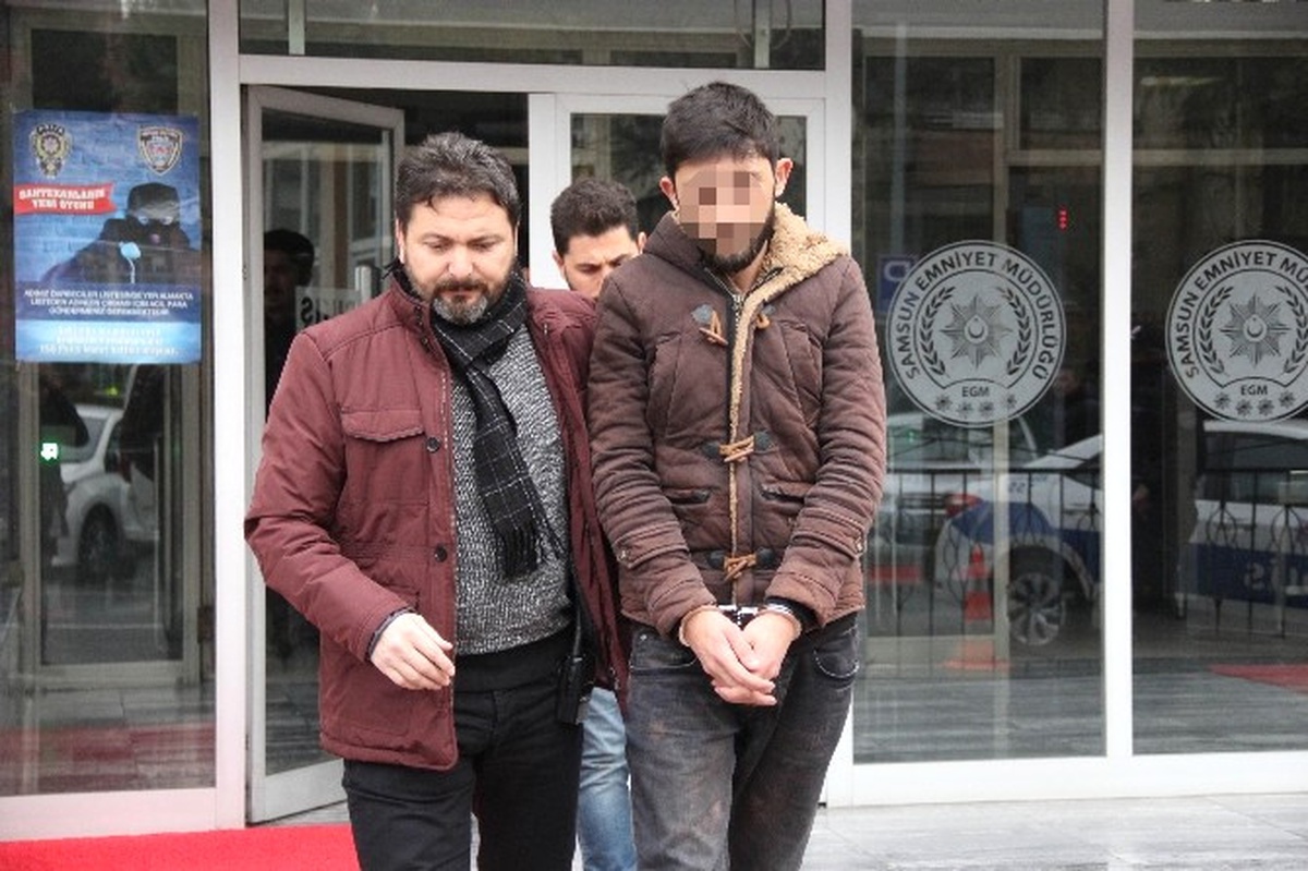 İki Kişiye Uyuşturucu Satan Genç Kovalamacayla Yakalandı