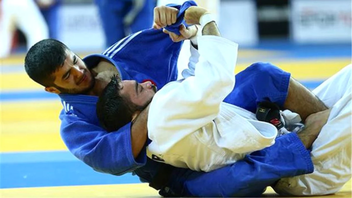 Judoda Zafer İstanbullu Sporcuların