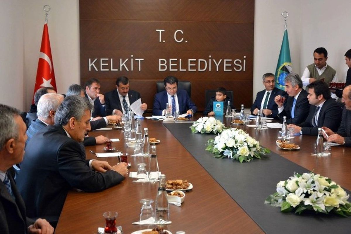 Kelkit\'te Tarıma Dayalı İhtisas Organize Sanayi Bölgesi Toplantısı Yapıldı