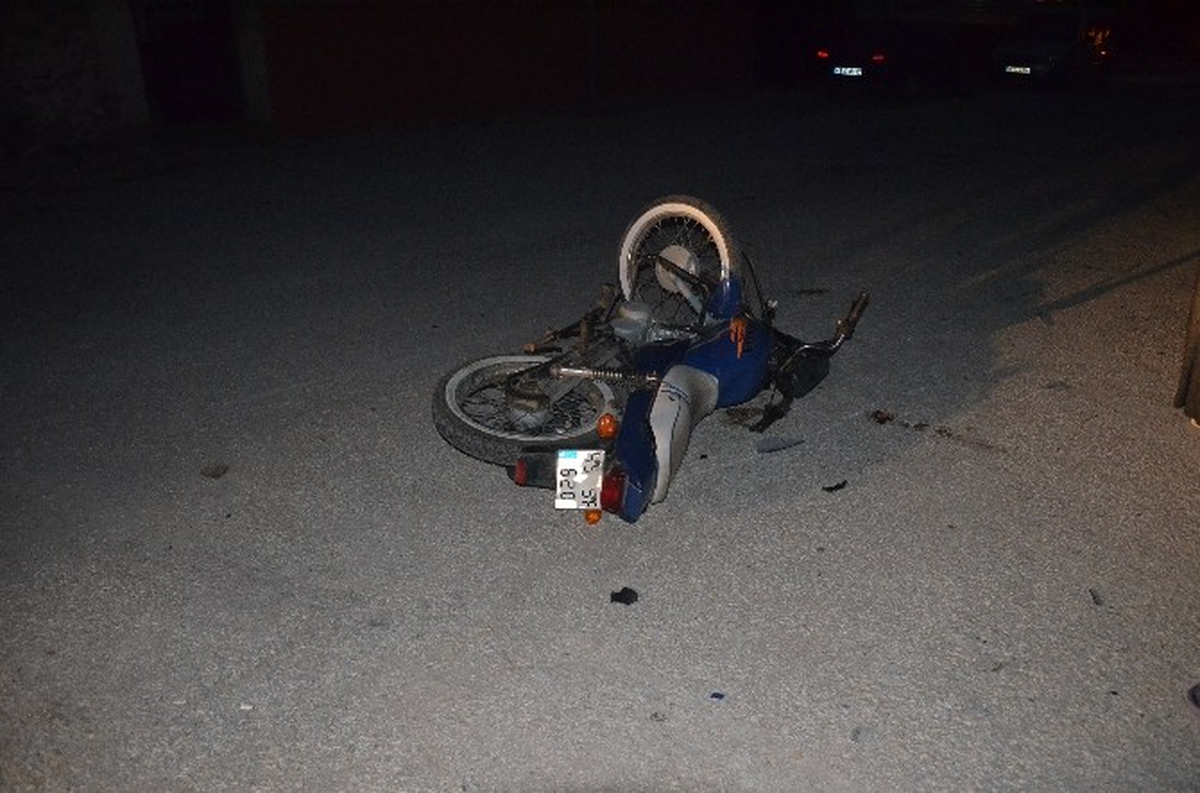 Kua\'da Motosiklet ile Otomobil Çarpıştı: 1 Yaralı