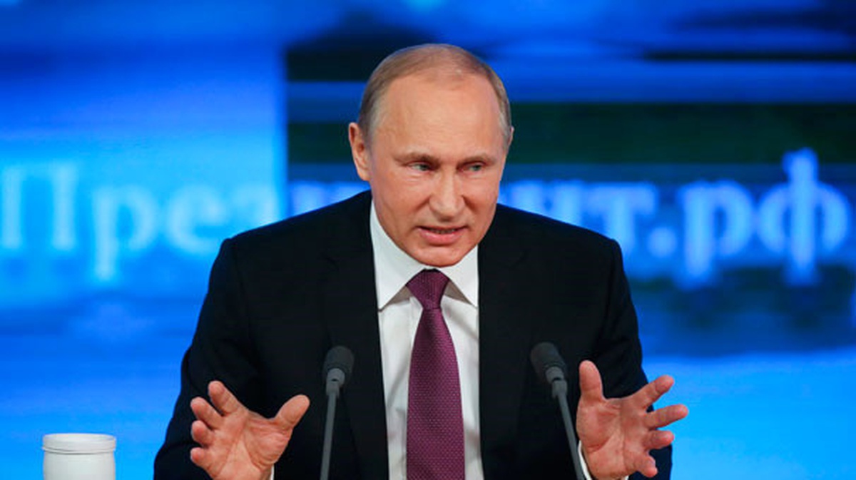 Putin: " Ekonominin Yavaşlamasının Başlıca Sebepleri İç Sorunlarımızdır"