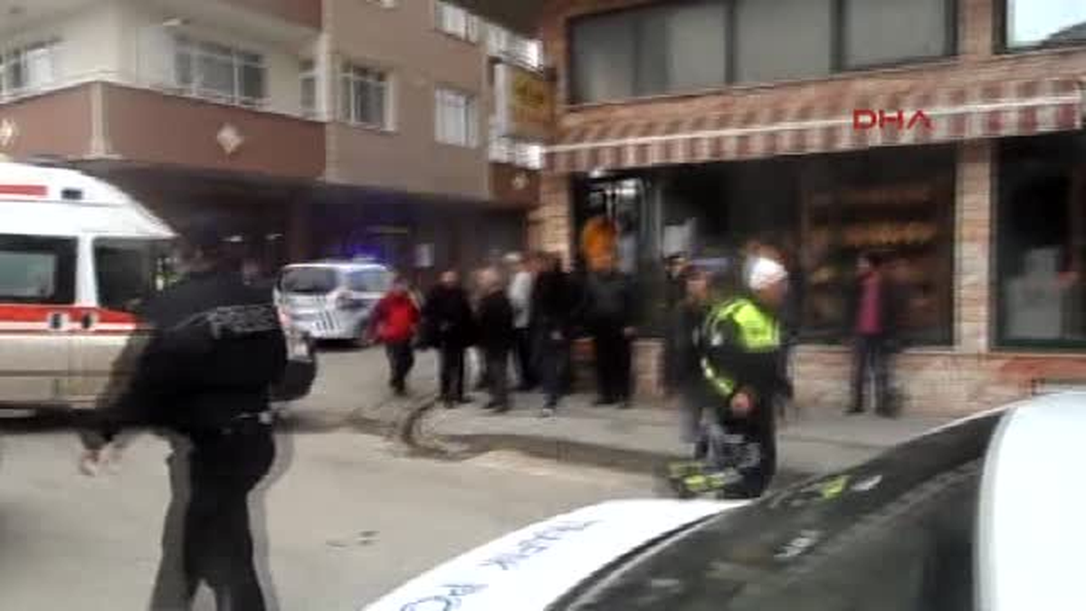 Sakarya Akıl Hastası Kendisini Almaya Gelen Ekibe Ateş Etti: Akıl Hastası Öldü, Polis Memuru...