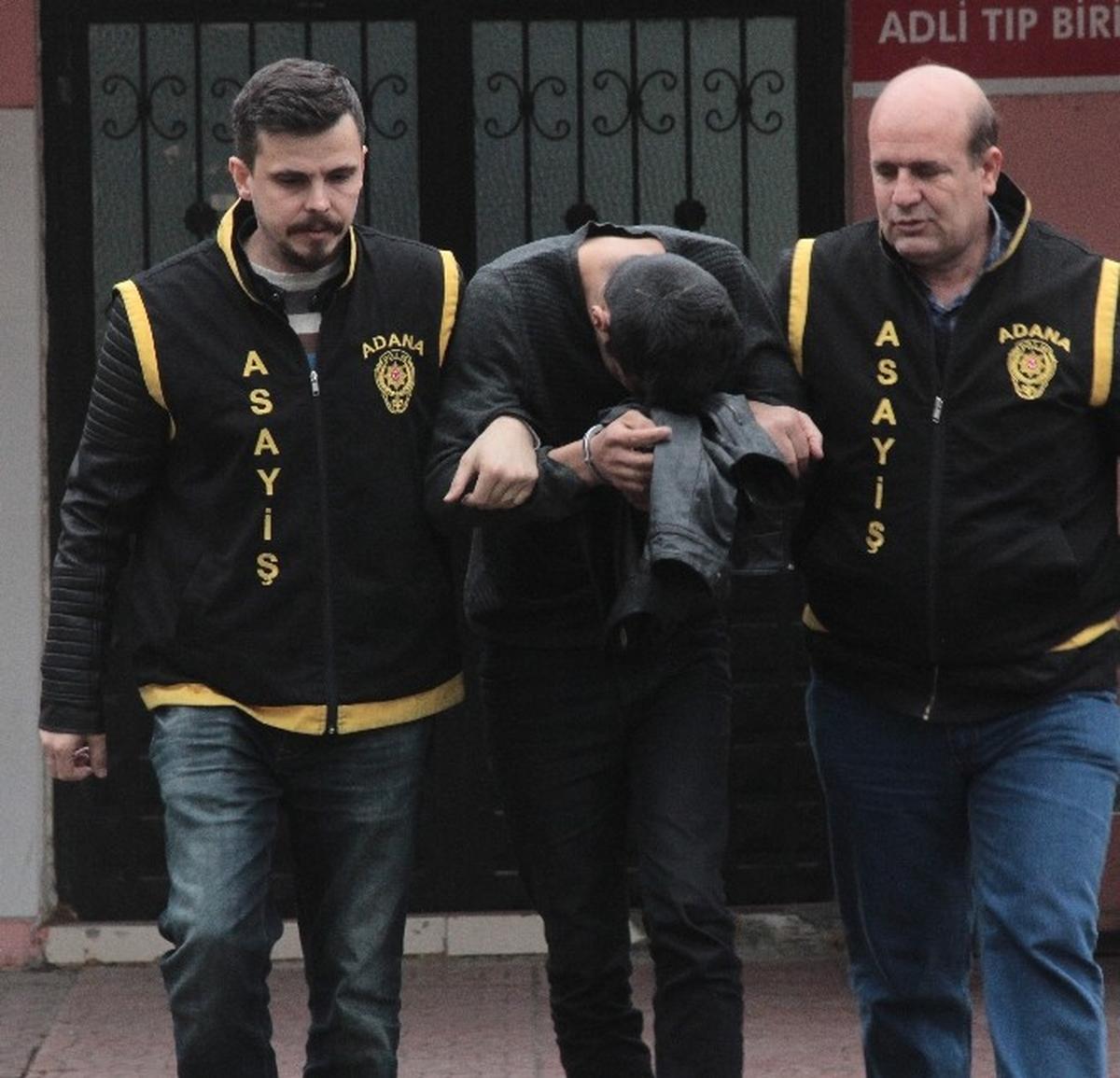 Soygun Filmi İzleyip PTT'yi Soydular