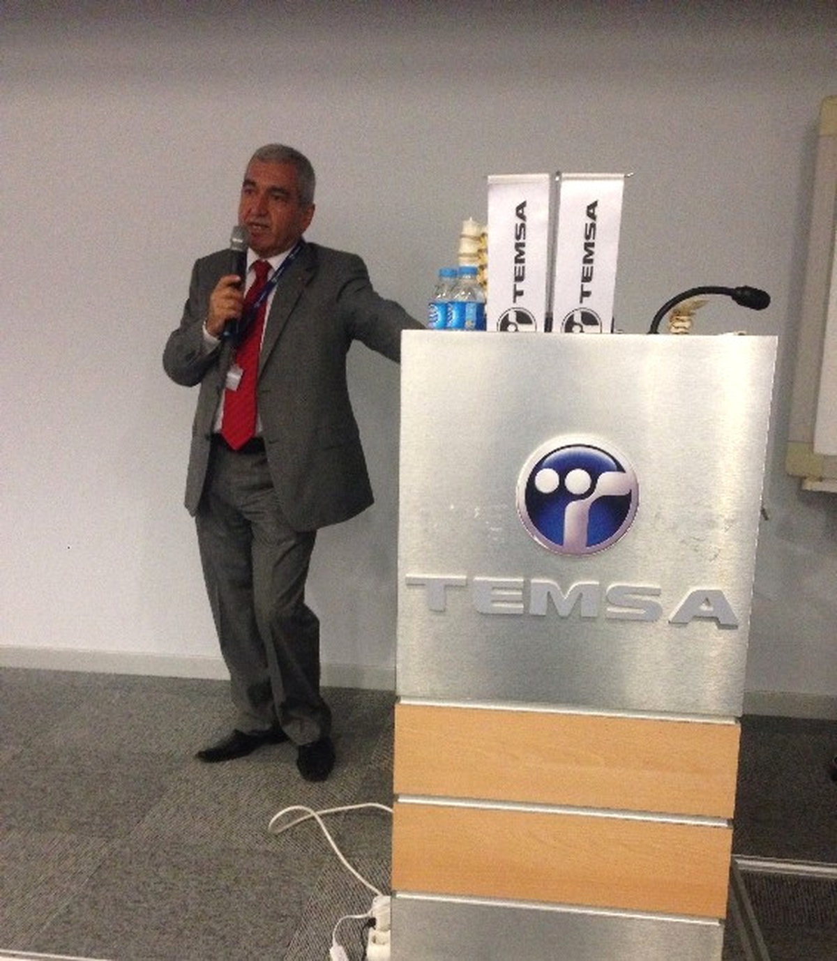 Temsa Çalışanlarına Acıbadem\'den Sağlık Semineri