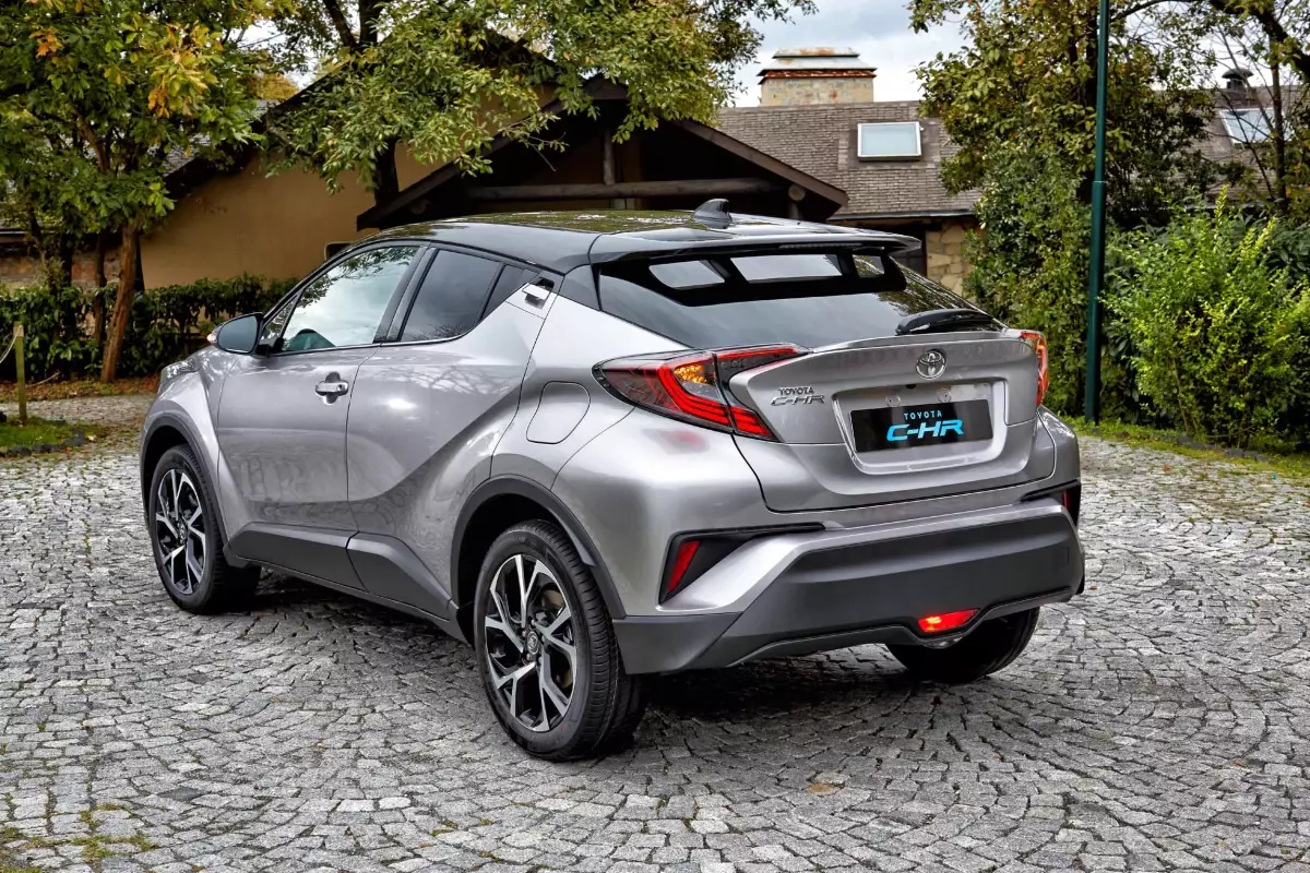 Türkiye\'de Üretilen Toyota C-Hr Yok Satıyor