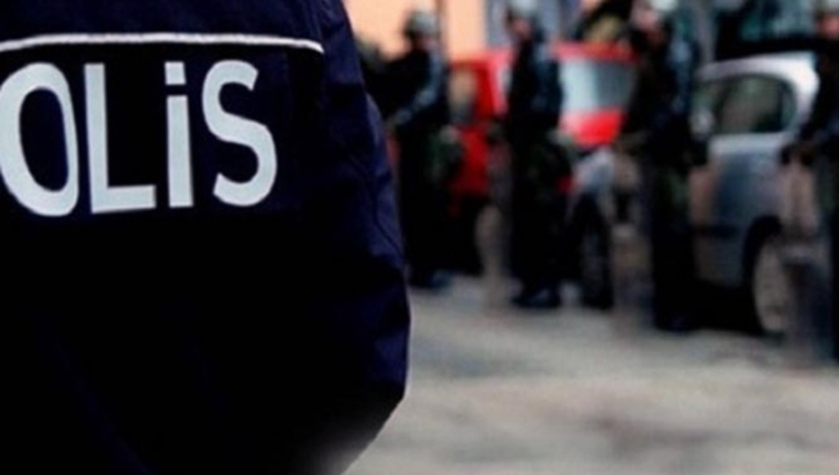 Van\'da Fetö Operasyonu: 8 Polis Gözaltında (2)