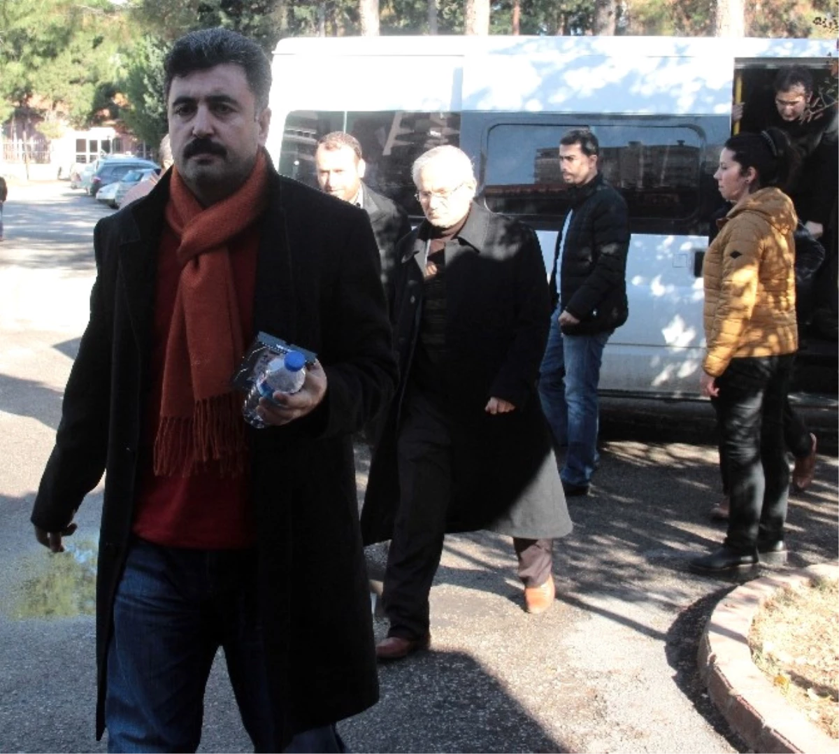 Adana\'da Fetö Soruşturmasında Gözaltına Alınan 10 Hakim ve Savcı Adliyeye Sevk Edildi