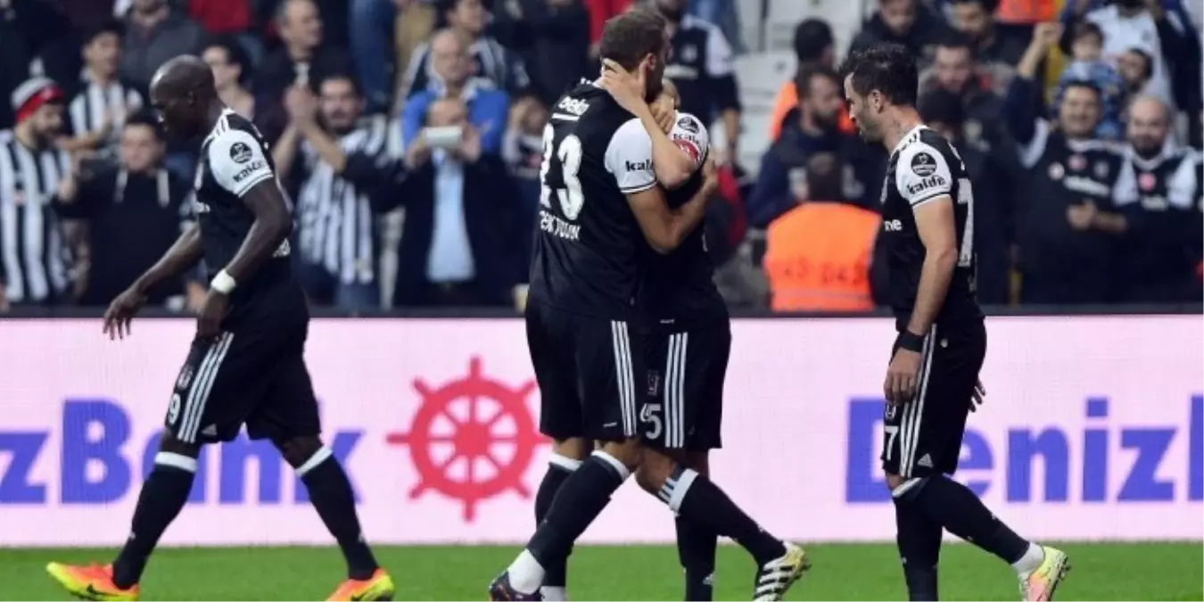 Beşiktaş, Oyunculara Derbide Galibiyet Primi Olarak 25 Bin TL Verecek