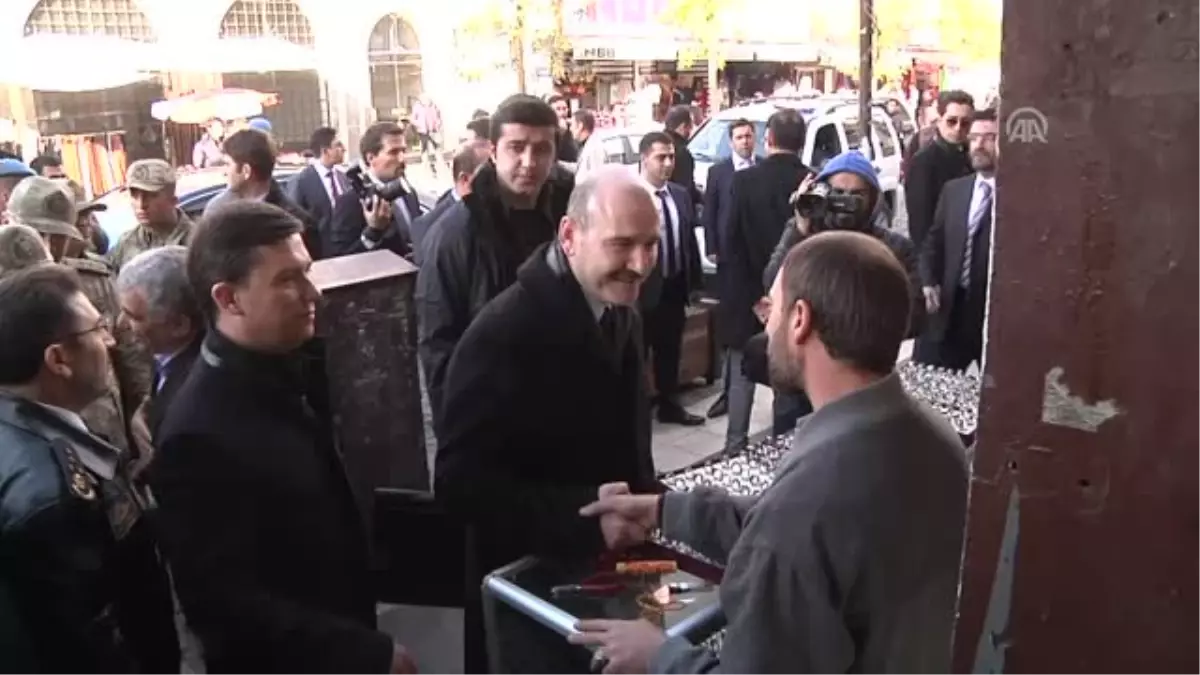 Içişleri Bakanı Soylu\'dan Esnaf Ziyareti