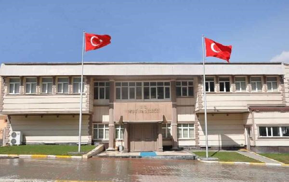 Muş\'ta Fetö\'nün 3 Mahrem İmamı ve 3 Subay Gözaltına Alındı