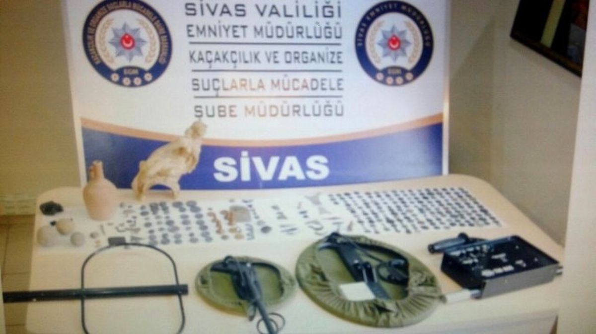 Sivas\'ta Tarihi Eser Operasyonu