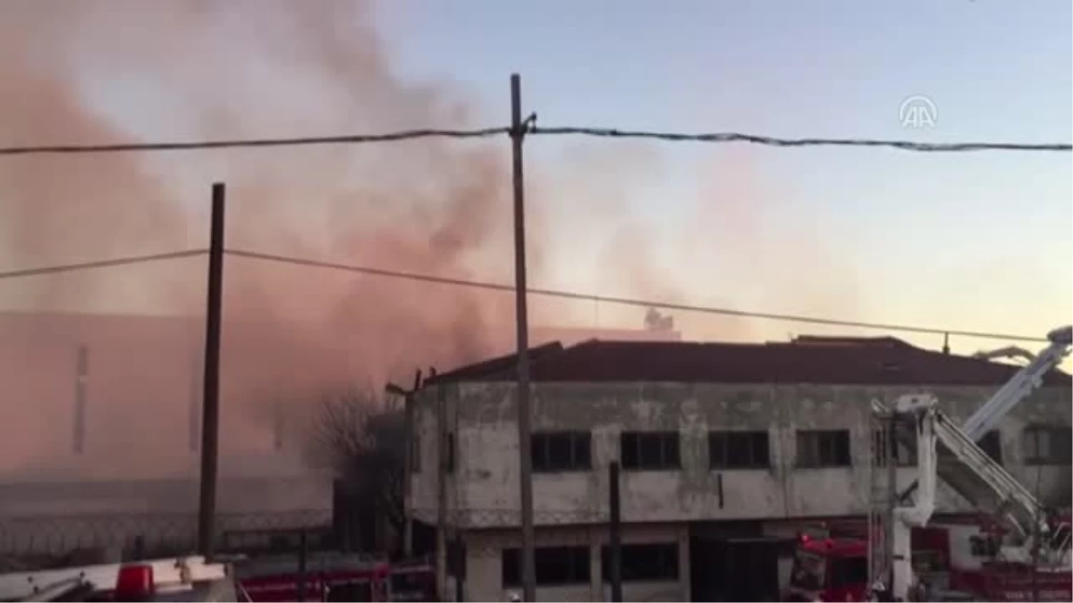 Tuzla\'da Fabrikada Yangını - Istanbul