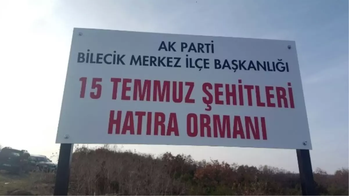 AK Parti\'den 15 Temmuz Şehitleri Hatıra Ormanı