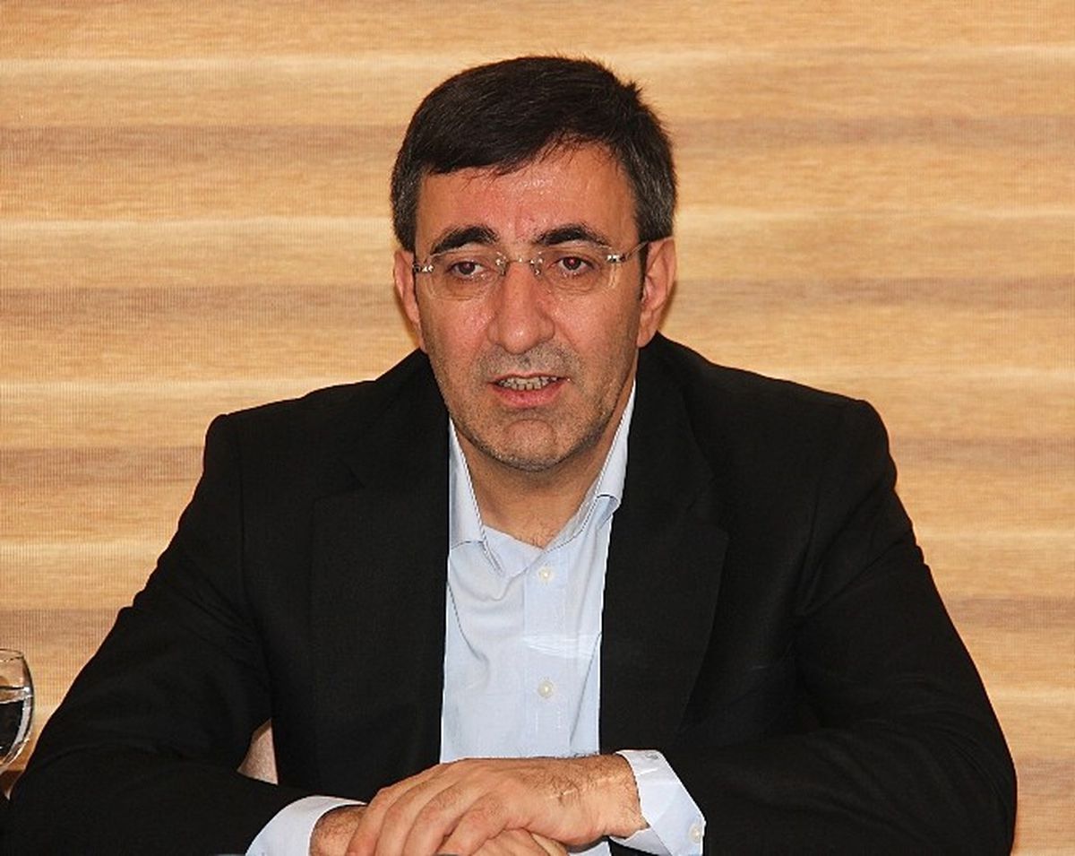AK Parti Genel Başkan Yardımcısı Yılmaz: "Doları Yastık Altına Koymak ABD\'ye Sıfır Faizle Kredi...